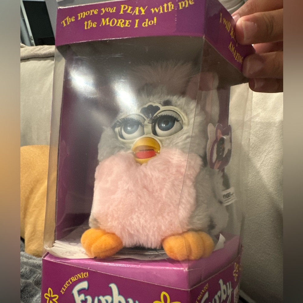 Vintage 1998 furby brand new in box never open tiger electronics